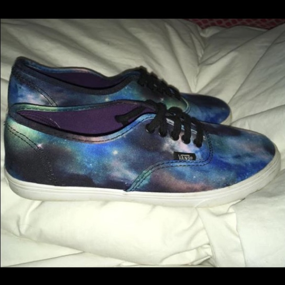 Galaxy Vans